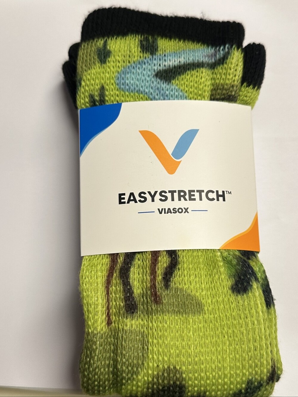 MAKE BUNDLE Viasox Easy Stretch Small/Medium Mystery Socks Men/Women
